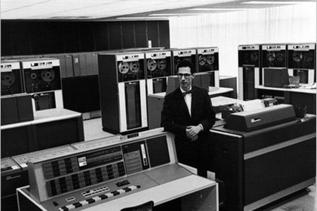 fernando corbato at computer